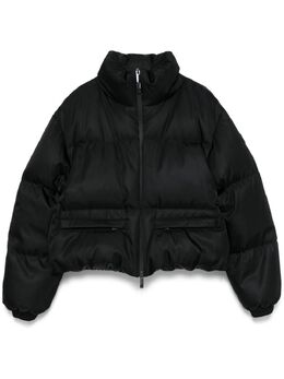 Moncler: Чёрная куртка 