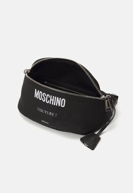 Moschino: Чёрная поясная сумка 