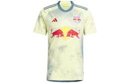 Adidas: Жёлтая футболка 