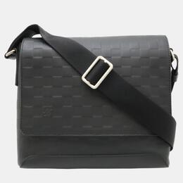 Louis Vuitton: Чёрная сумка 
