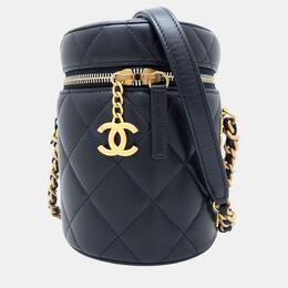 Chanel: Чёрная сумка через плечо 