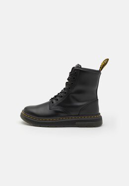 Dr. Martens: Чёрные ботинки 