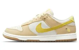 Nike: Белые кеды  Dunk Low