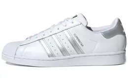 adidas: Белые кеды  Superstar