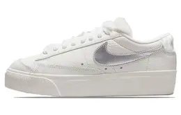 Nike: Белые кеды  Blazer Low