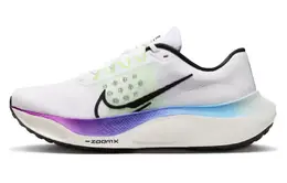 Nike: Белые кроссовки  Zoom Fly