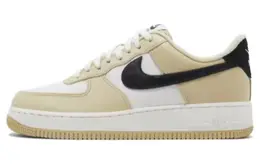 Nike: Бежевые кеды  Air Force 1 LX