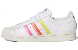 adidas: Белые кеды  Superstar