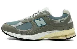 New Balance: Кроссовки  2002R цвета хаки