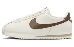 Nike: Белые кроссовки  Cortez