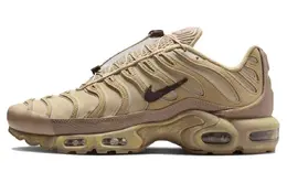 Nike: Бежевые кроссовки  Air Max Plus