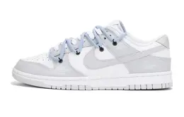 Nike: Белые кеды  Dunk Low