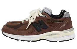 New Balance: Коричневые кроссовки  990