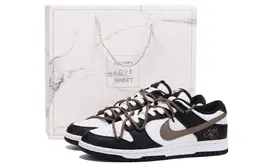 Nike: Белые кеды  Dunk Low