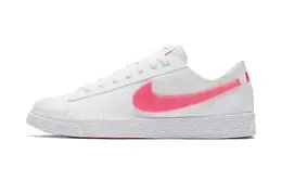 Nike: Белые кеды  Blazer Low