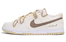 Nike: Белые кеды  Dunk Low