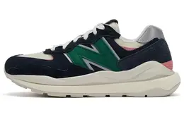 New Balance: Чёрные кроссовки  5740