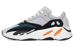 adidas: Серые кроссовки  Yeezy Boost 700 Wave Runner