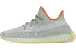 adidas: Серые кроссовки  Yeezy Boost 350 v2