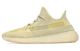 adidas: Жёлтые кроссовки  Yeezy Boost 350 v2