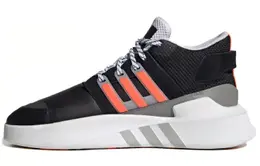 adidas: Чёрные кроссовки  EQT Bask ADV