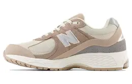 New Balance: Бежевые кроссовки  2002R