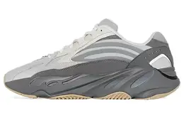 adidas: Серые кроссовки  Yeezy Boost 700 v2