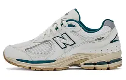 New Balance: Белые кроссовки  2002R