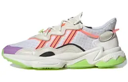 adidas: Белые кроссовки  Ozweego