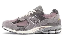 New Balance: Серые кроссовки  2002R