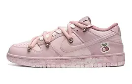 Nike: Розовые кеды  Dunk Low