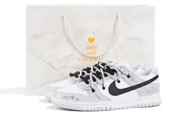 Nike: Белые кеды  Dunk Low