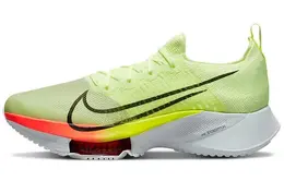 Nike: Зелёные кроссовки  Air Zoom