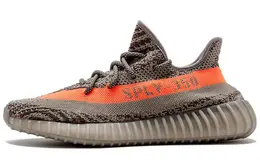 adidas: Коричневые кроссовки  Yeezy Boost 350 v2