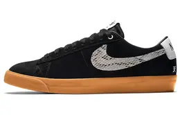 Nike: Чёрные кеды  Blazer Low