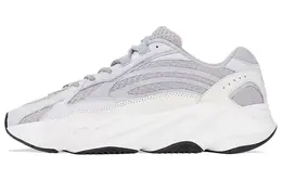 adidas: Серые кроссовки  Yeezy Boost 700 v2