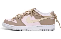 Nike: Розовые кеды  Dunk Low