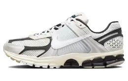 Nike: Белые кроссовки  Air Zoom
