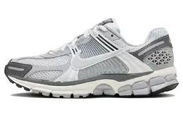 Nike: Серые кроссовки  Air Zoom