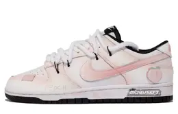 Nike: Розовые кеды  Dunk Low