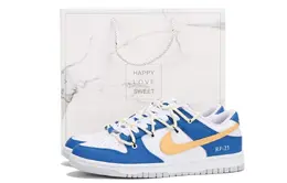 Nike: Белые кеды  Dunk Low