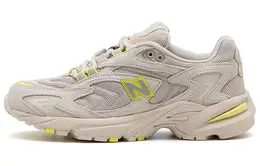 New Balance: Бежевые кроссовки  725