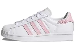 adidas: Белые кеды  Superstar