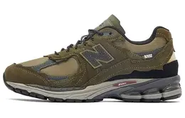 New Balance: Кроссовки  2002R цвета хаки