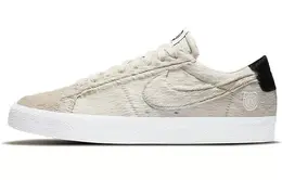 Nike: Бежевые кеды  Zoom Blazer