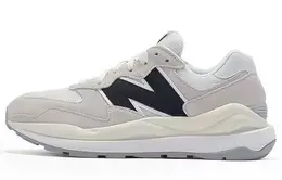 New Balance: Серые кроссовки  5740