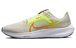 Nike: Жёлтые кроссовки  Air Zoom