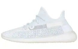 adidas: Белые кроссовки  Yeezy Boost 350 v2