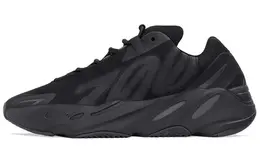 adidas: Чёрные кроссовки  Yeezy Boost 700 MNVN