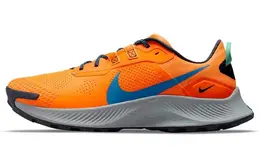 Nike: Оранжевые кроссовки  Pegasus Trail 3